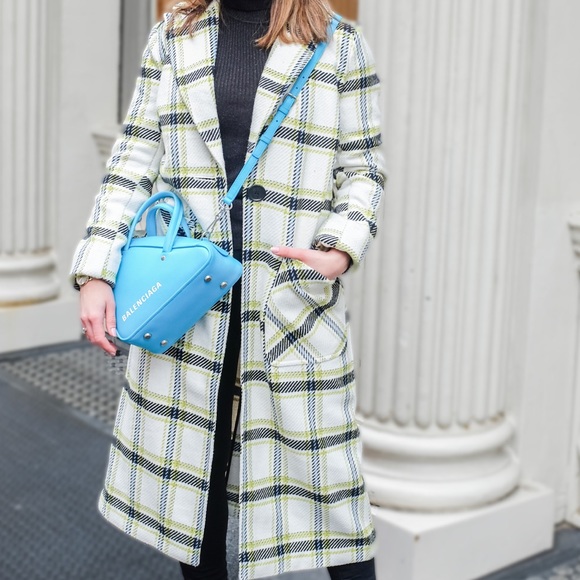 Neiman Marcus Plaid Coat sold out online - Picture 3 of 5